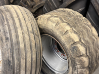 Wheels, Tyres, Rims & Dual spacers  Onbekend 14.0/65X16 wiel 6-161-205