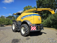 Forage-harvester New Holland FR 550