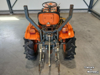 Horticultural Tractors Kubota B7100 HST