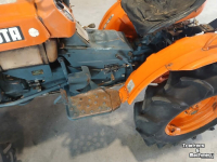 Horticultural Tractors Kubota B7100 HST