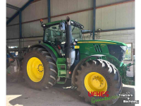 Tractor John Deere 6215 R Tractor
