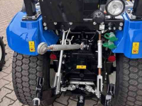 Tractor New Holland BOOMER 25 HST