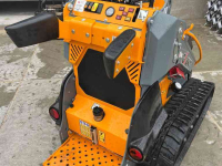 Skidsteer Giant GS 950 T skid steer op rups