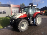 Tractors Steyr Profi CVT 6150 LICHTE 6 CILINDER NIEUW MODEL FULL OPTIONS