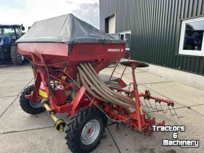 Seed drill Kverneland kverneland accoord