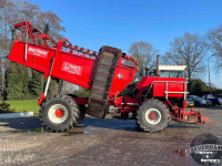 Sugar beet harvester Gilles Beet Master 2000