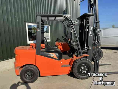 Forklift  hchi   3500kg  2 stuks voorraad