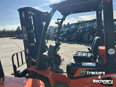 Forklift  hchi   3500kg  2 stuks voorraad