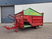 Silage-block distribution wagon Strautmann BVW Blokkenverdeelwagen