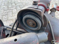 Grinding machine  Klepslijpmachine gebruikt