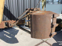 Excavator  Griesser 1614 getrokken kraan graafmachine op wielen met knijperbak