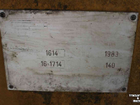 Excavator  Griesser 1614 getrokken kraan graafmachine op wielen met knijperbak