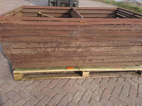Diverse used spare-parts  KLAPSCHRAAG 200X110