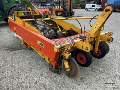 Onion harvester Samon Samon uienrooier en klapper 1.50m
