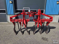 Deep subsoiler Unia Plow B 6