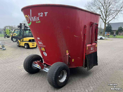 Vertical feed mixer Van Lengerich V-Mix 12 T voermengwagen