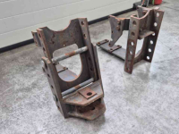 Other tractors and accessories Massey Ferguson 2x Trekhaakframe MF