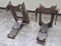 Other tractors and accessories Massey Ferguson 2x Trekhaakframe MF