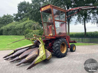 Forage-harvester New Holland 1880 Clayson Crop Cruiser