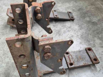 Other tractors and accessories Massey Ferguson 2x Trekhaakframe MF