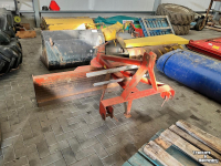 Rubber yard scraper  Grondschuif