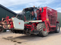 Sugar beet harvester Vervaet BE617