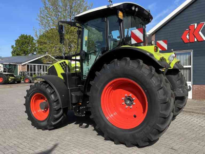 Tractor Claas Arion 530 Cis+