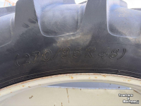 Other tractors and accessories Michelin Michelin 270/95R48 & 12.4R28 cultuurwiel set