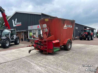 Vertical feed mixer Trioliet SOLOMIX 2-1600 Voermengwagen