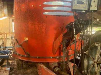 Vertical feed mixer Peecon voermengwagen voer wagen