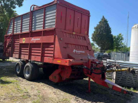Self-loading wagon Taarup Kverneland 465 opraapwagen