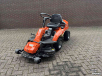 Ride-on mower Husqvarna R213C