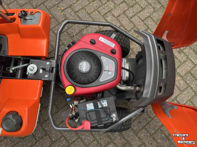 Ride-on mower Husqvarna R213C