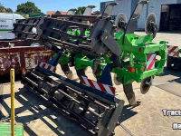 Deep subsoiler VDW Graslandwoeler