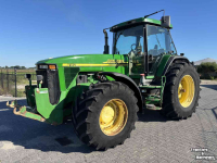 Tractor John Deere 8110