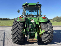 Tractor John Deere 8110