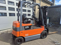 Forklift Toyota 7FBMF25 Heftruck