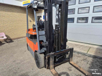 Forklift Toyota 7FBMF25 Heftruck