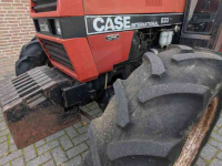 Tractor Case-IH 833