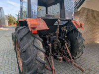 Tractor Case-IH 833