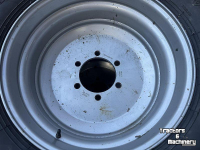 Wheels, Tyres, Rims & Dual spacers BKT BKT - 400/60-22.5 op wiel  6 gts ET-50