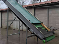 Elevator conveyor  Opvoerband / aanvoerband