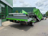 Receiving hopper AVR Falcon 24-60 cvu met presenteerband