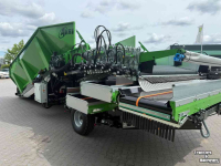 Receiving hopper AVR Falcon 24-60 cvu met presenteerband