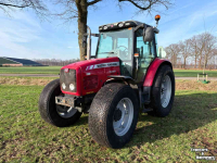 Tractor Massey Ferguson 5445 Dyna-4