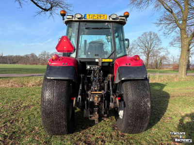 Tractor Massey Ferguson 5445 Dyna-4
