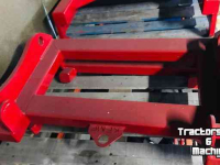 Diverse new spare-parts Kemp Adapter Terex naar Ahlmann