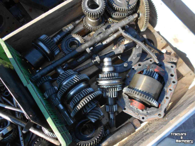 Used parts for tractors Case-IH 956 /1056