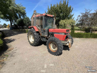 Tractor Case-IH 845