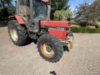 Tractor Case-IH 845
